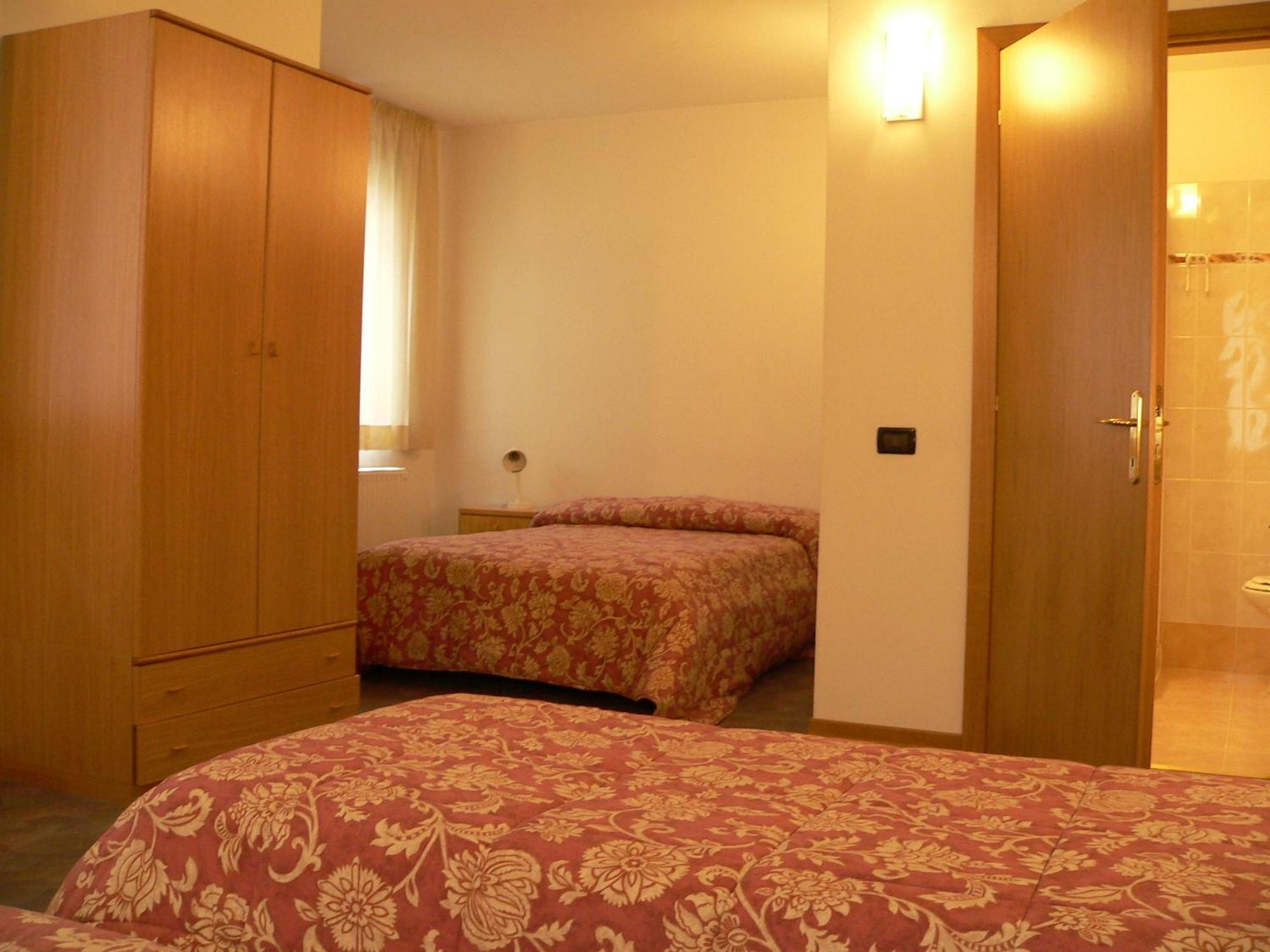 Hotel Orsa Maggiore Falcade Camera foto