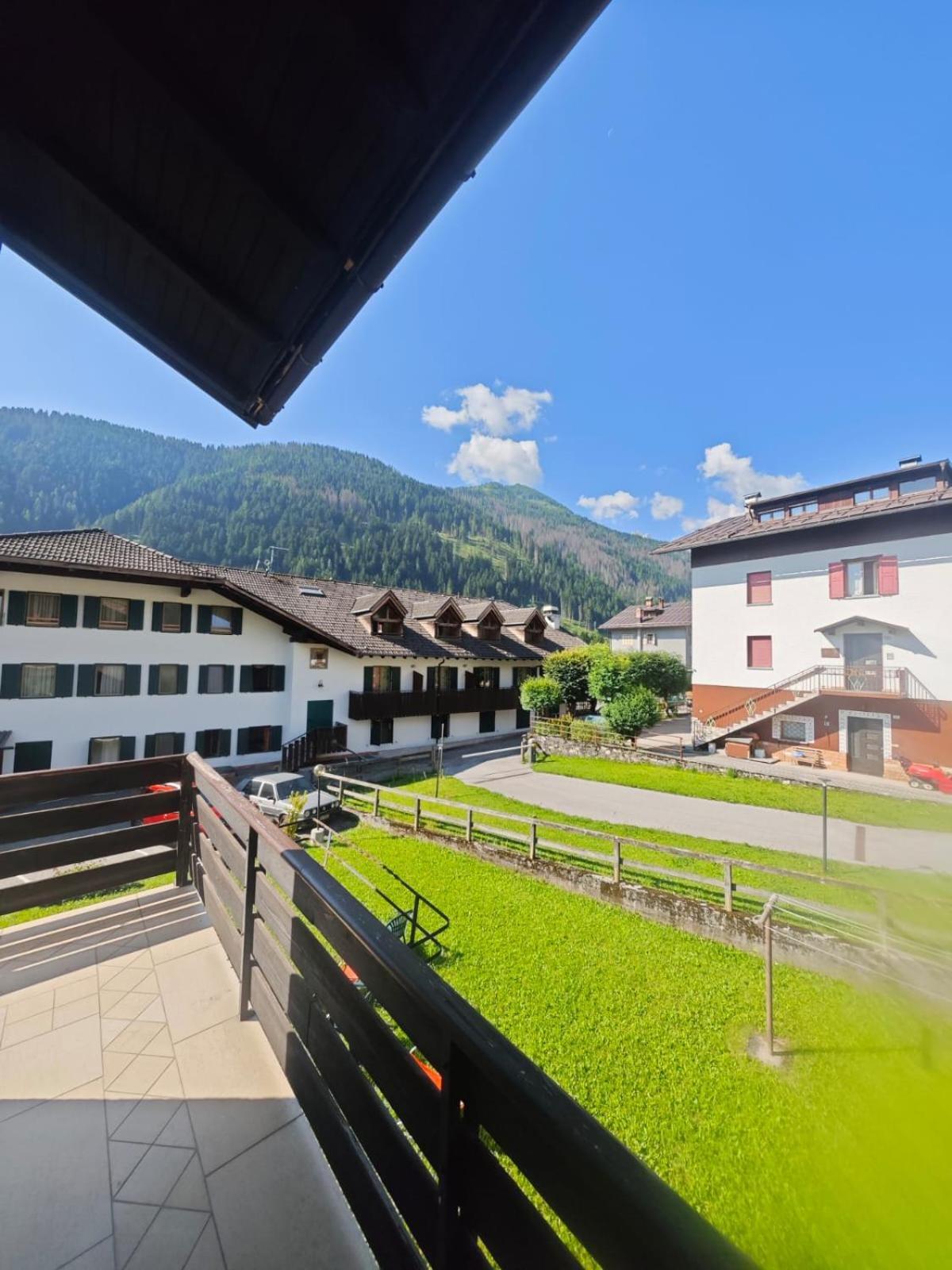 Hotel Orsa Maggiore Falcade Esterno foto