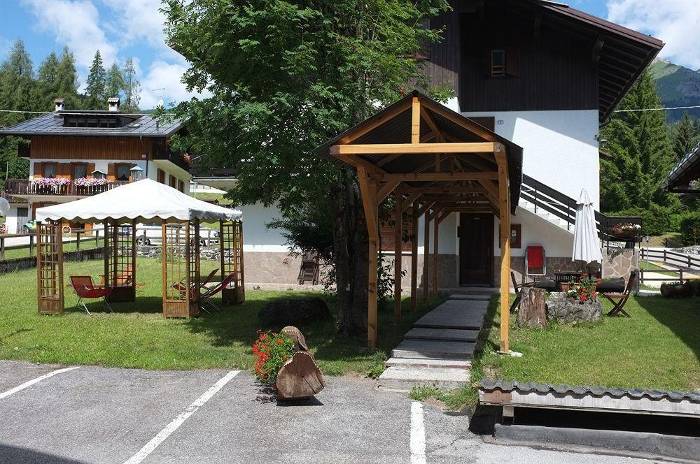 Hotel Orsa Maggiore Falcade Esterno foto