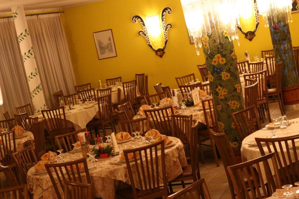 Hotel Orsa Maggiore Falcade Esterno foto