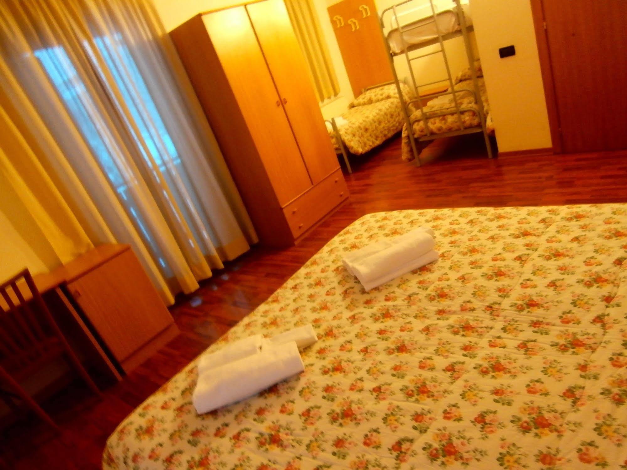 Hotel Orsa Maggiore Falcade Esterno foto